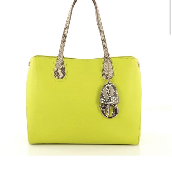 Dior Addict Tote! - Picture 4 of 8